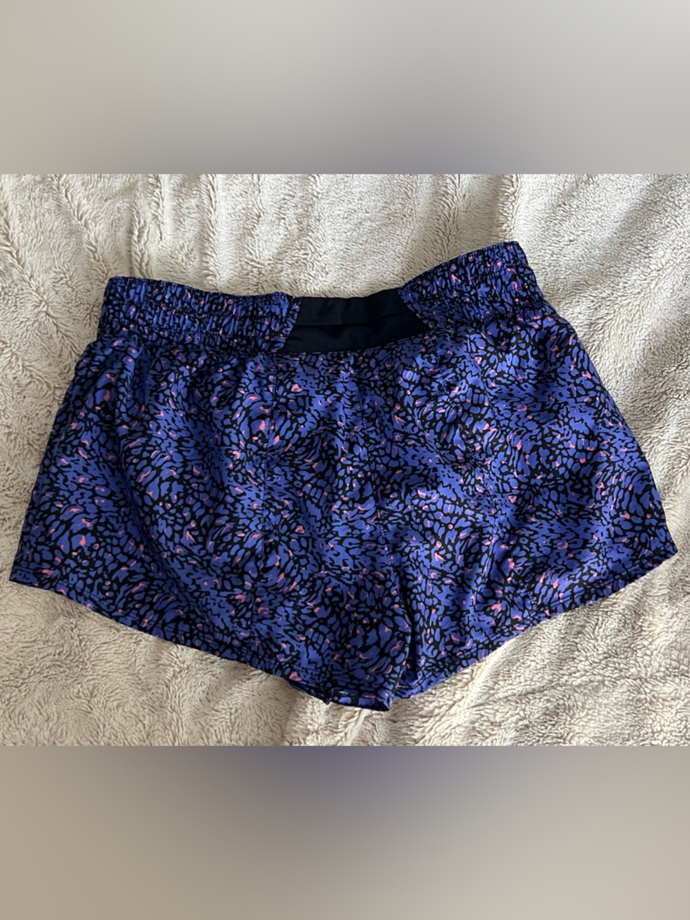 Nike Dri-FIT Purple Pink Leopard Print Athletic Shorts Medium Black animal print